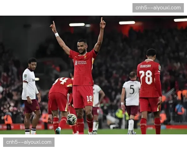 赫拉芬贝赫战术角色转变 前插致中场防守漏洞频现